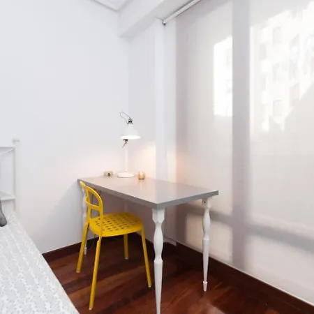 Con Parking Privado Cerca De Zurriola شقة