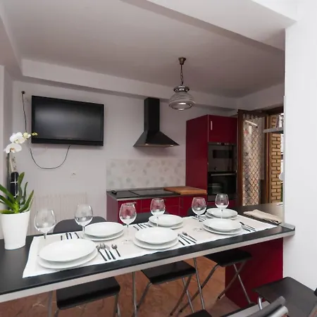 Con Parking Privado Cerca De Zurriola Апартаменты